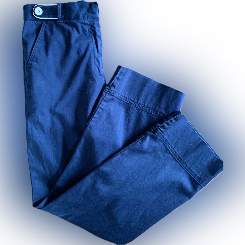 NWOT LIZ GOLF Anissa Navy Blue Straight Leg Golf Pants with Button Detail.